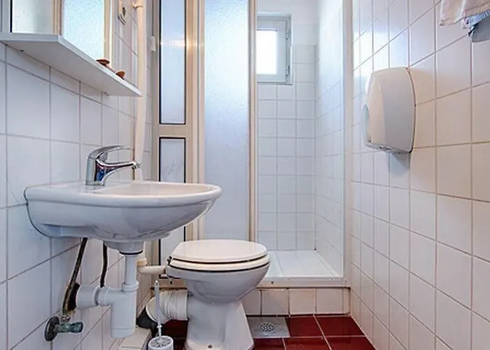 Malo - One-bedroom With Balcony And Sea View - 2nd Floor 5 Lastovo