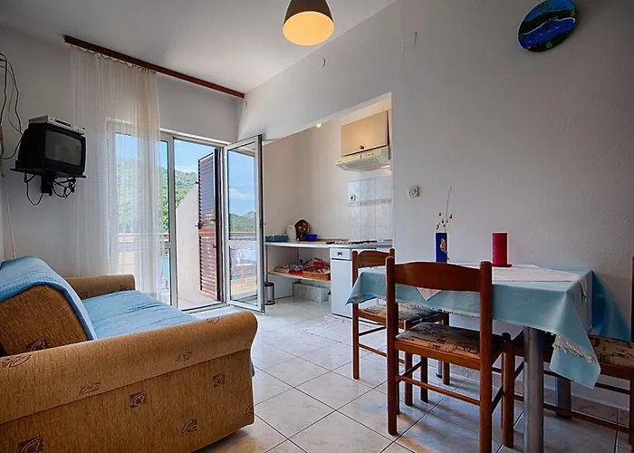 Malo - One-bedroom With Balcony And Sea View - 2nd Floor 5 Apartament Lastovo